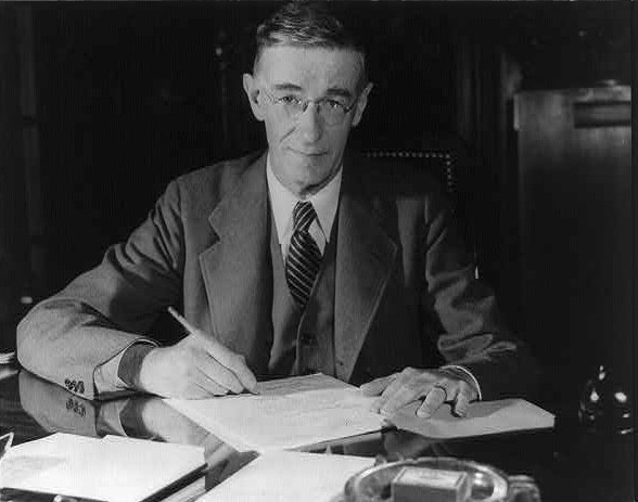 Vannevar Bush, Quelle Wikipedia